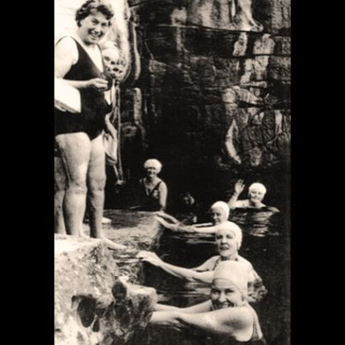 McIvers Ladies Baths 1970 915 x 410